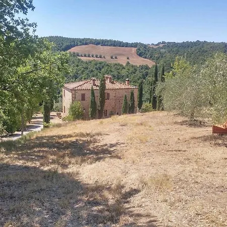 Casa vacanze Oliveta, View Of Montepulciano Torrita di Siena